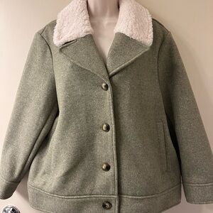Old Navy Olive Green Womens Crop Jacket with Faux Shearling Collar size Large